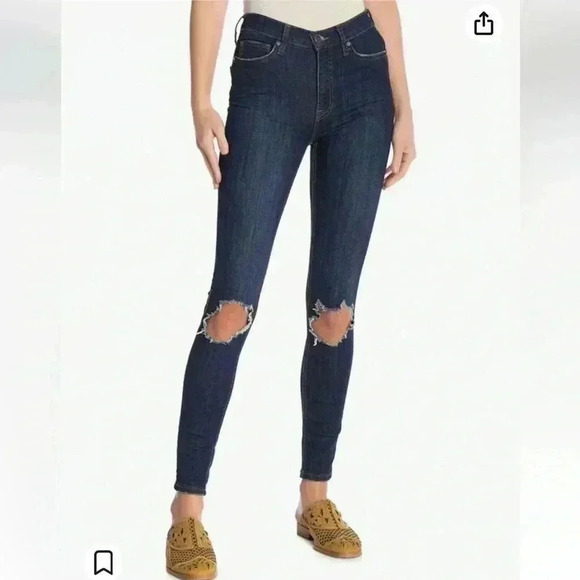Free People Busted Knee High Waisted Skinny Jeans Women’s Size 31 - Picture 1 of 13
